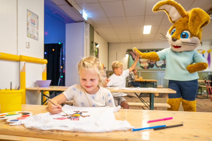 Landal Vakantiepark Hunzedal in Borger, Drenthe – Foto 2